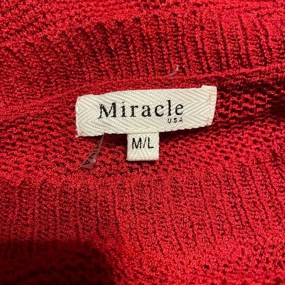 Lightweight Miracle M/L red sweater - Picture 2 of 5